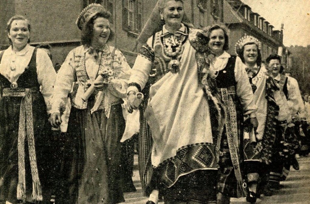 So wie vor 70 Jahren, wird auch beim lettischen Sängerfest 2017 Folklore auf Esslingens Straßen zu sehen sein. Foto: privat