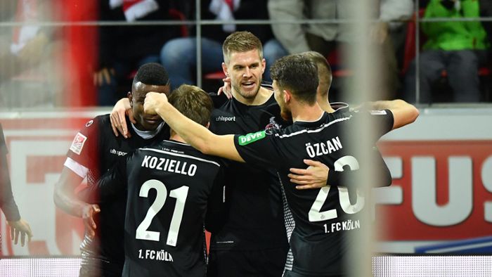 Aufstiegsanwärter 1. FC Köln und Hamburger SV gewinnen