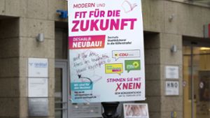 CDU beklagt beschmierte Plakate zum Büchereistandort