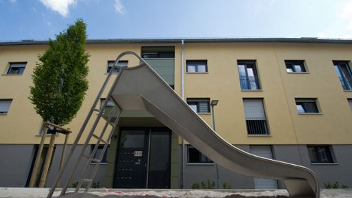 Wer nicht viel verdient, hat in vielen Städten auf dem Wohnungsmarkt kaum eine Chance. Sozialwohnungen wie diese in Stuttgart sollen helfen. Foto: dpa/Marijan Murat