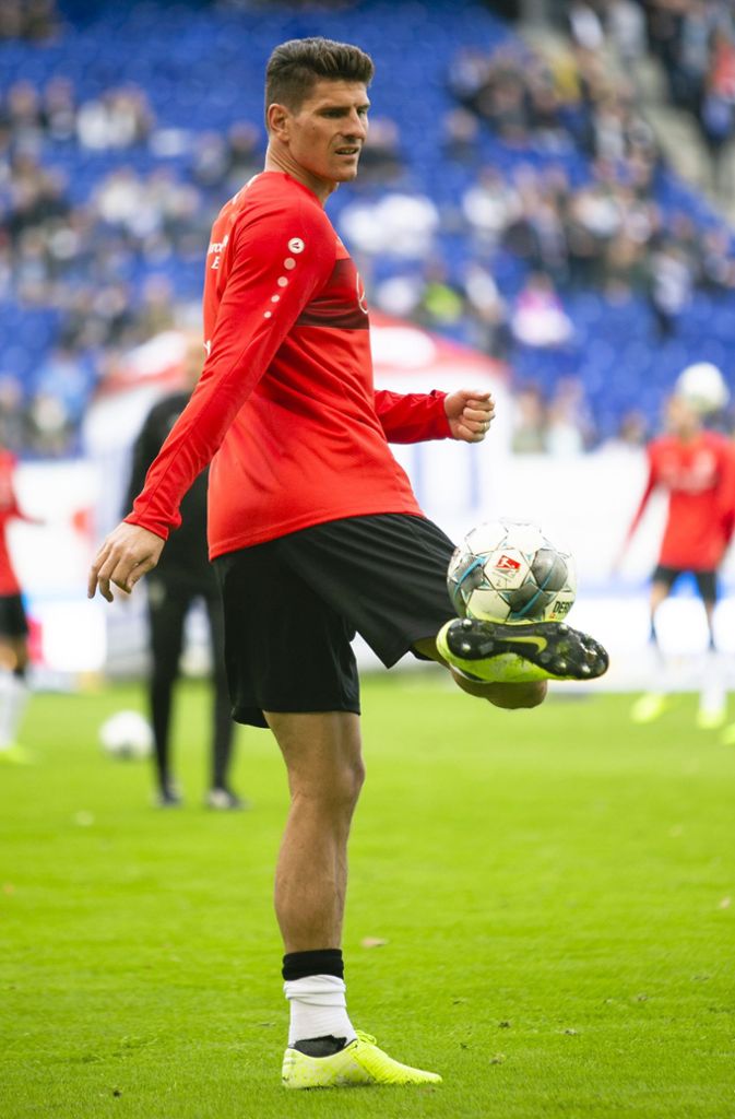 Mario Gomez steht gegen den HSV nicht in der Startelf.