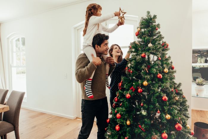 Für viele Familien gehört der Weihnachtsbaum einfach zum Fest dazu.