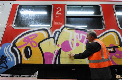 Zwei Graffiti-Sprayer wurden am Wochenende in der Region gefasst (Symbolbild). Foto: dpa/Frank May