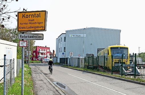 Die Werkstatt der Strohgäubahn befindet sich im Stadtteil Korntal. Dort wird  sie  abends auch geparkt. Foto: factum/Archiv