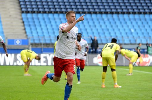 War der Matchwinner gegen Würzburg: HSV-Stürmer Simon Terodde. Foto: dpa/Daniel Bockwoldt