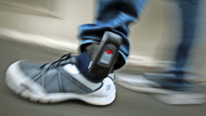 Straftäter wird trotz deaktivierter Fußfessel gefasst