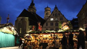 OB eröffnet Stuttgarter Weihnachtsmarkt