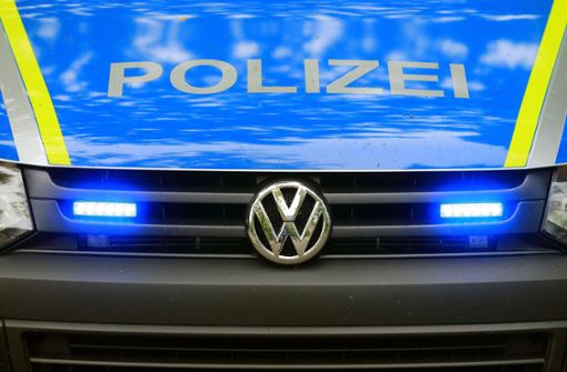 Die Polizei sucht Zeugen. (Symbolbild) Foto: dpa/Jens Wolf