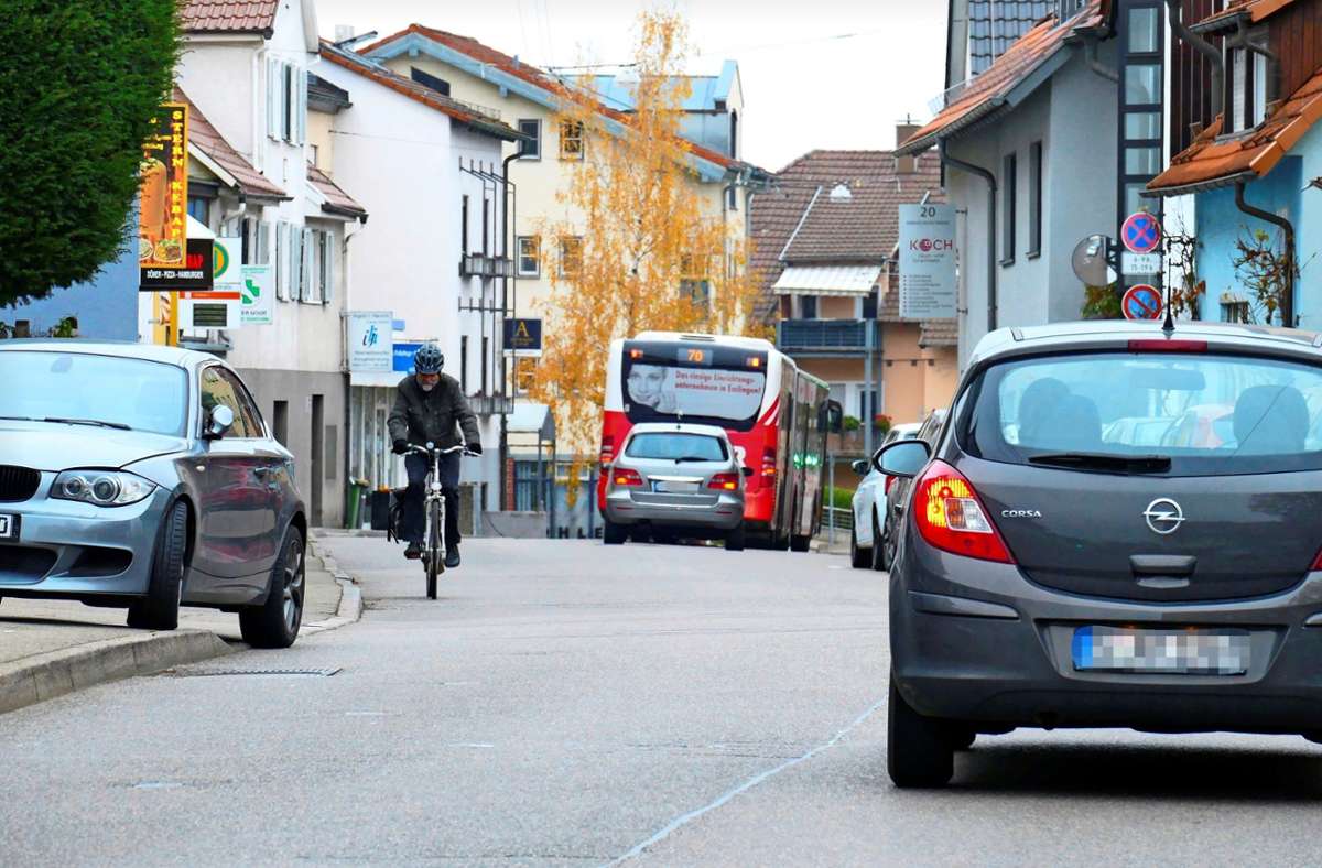Die Verkehrssituation der Birkacher Ortsdurchfahrt wird von vielen Bürgern  kritisiert. Foto: Torsten Schöll