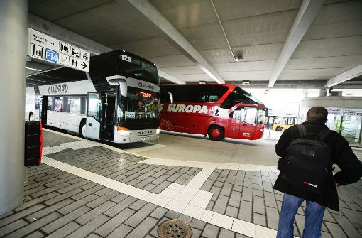 Gut erreichbar, gut ausgestattet und behindertenfreundlich: Der Fernbusbahnhof am Flughafen lässt beim ADAC-Test die Konkurrenz hinter sich. Foto: Lichtgut/Leif Piechowski