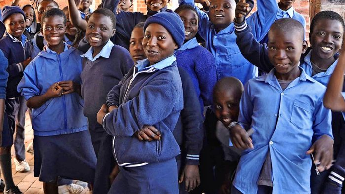 Schule in Afrika  wächst im Turbotempo