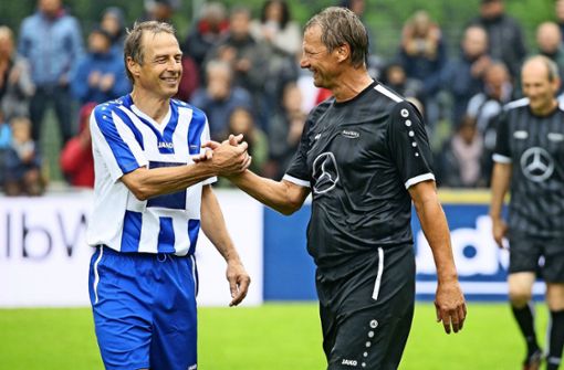 Alte Weggefährten unter sich: Jürgen Klinsmann (li.) und Guido Buchwald Foto: Baumann