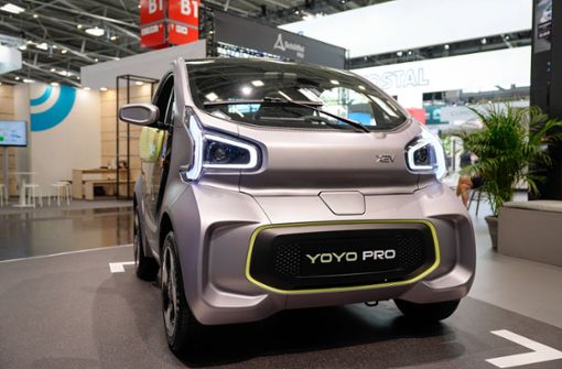 Der Yoyo Pro des chinesischen Herstellers XEV ist ein Elektro-Kleinwagen. Foto: IMAGO/Political-Moments/IMAGO