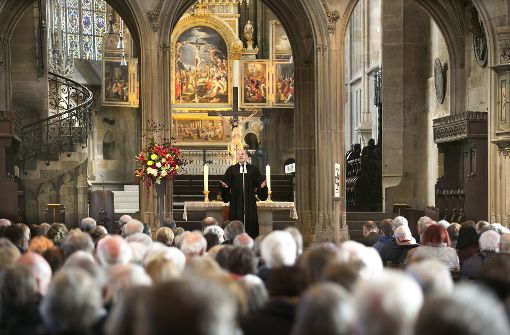 Dekan Bernd Weißenborn hielt die Predigt in der Esslinger Stadtkirche. Foto: Horst Rudel
