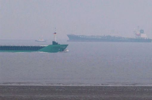 Der havarierte Tanker in der Elbmündung ist wieder frei. Foto: TeleNewsNetwork