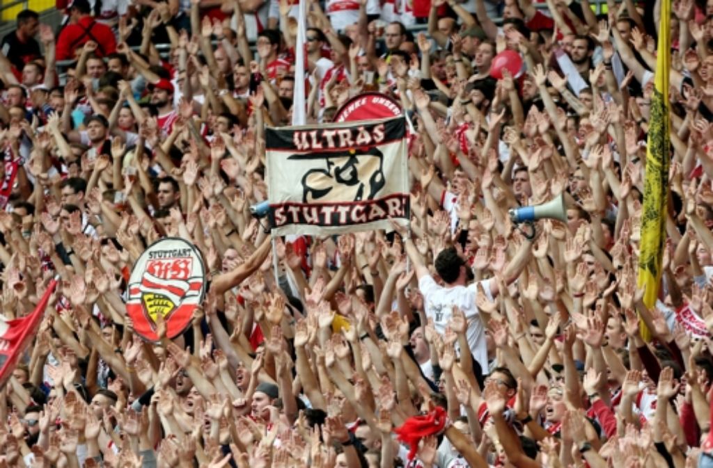 Endlich ein Sieg: Die VfB-Fans haben lange darauf gewartet