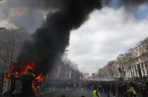 Bei den vergangenen „Gelbwesten“-Demos eskalierte die Lage in Paris. Foto: AP