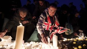 Vor dem Trafalgar Square entzündeten die Menschen ein Meer aus Kerzen. Foto: Getty Images Europe