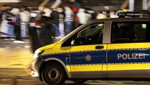 Die Polizei zeigt Präsenz am Stuttgart  Schlossplatz. Foto: Lichtgut/Julian Rettig