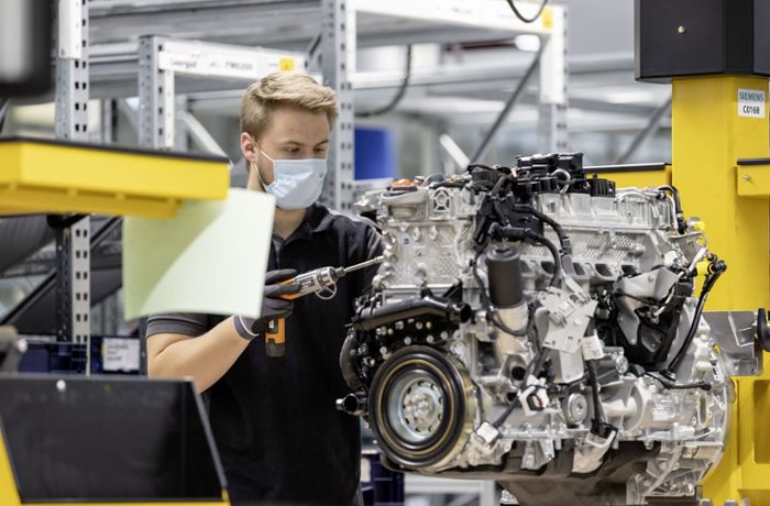 Forderung Betriebsrat: Mercedes  soll  E-Motoren im Werk Untertürkheim  produzieren