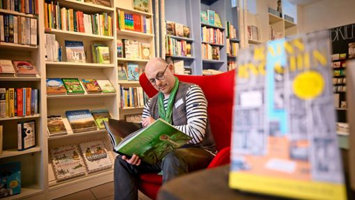 Markus Schneiders Buchhandlung Taube in Waiblingen ist eine von den wenigen verbliebenen inhabergeführten Buchhandlungen im Kreis. Foto: Gottfried Stoppel