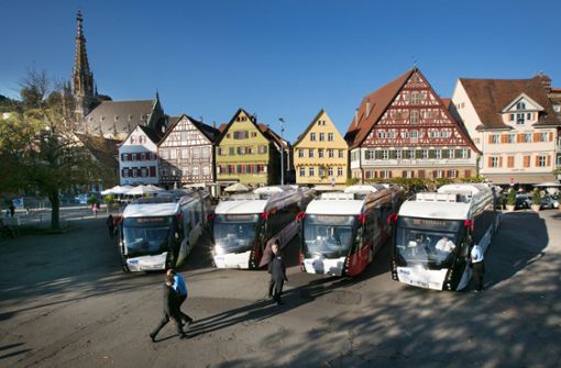 In Esslingen fahren künftig neben den Bussen des Städtischen Verkehrsbetriebs auch Fahrzeuge der Calwer Firma Rexer. Foto: Ines Rudel/Archiv