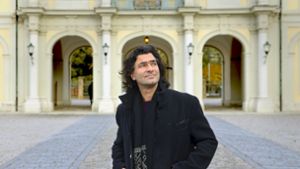 Jochen Sandig im Innenhof des Ludwigsburger Schlosses Foto: factum/Simon Granville
