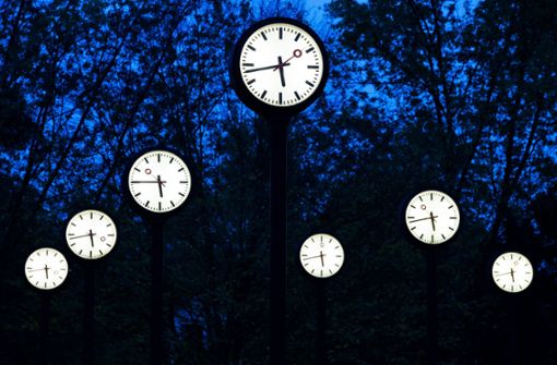 In der Nacht von Samstag auf Sonntag werden die Uhren zurückgestellt (Symbolbild). Foto: dpa