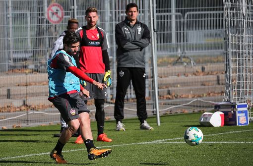 Emiliano Insua würde am liebsten schon gegen den 1. FC Köln wieder für den VfB Stuttgart auf dem Platz stehen. Foto: Pressefoto Baumann