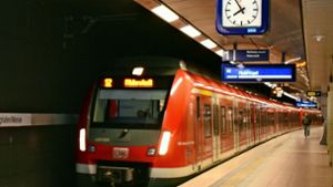 Im Jahr 2022 könnte eintreten, wovor sich viele in Filderstadt und der Umgebung fürchten: dass die S-Bahn nach Bernhausen für ein Jahr vom Gleis genommen wird. Foto: Patrick Steinle