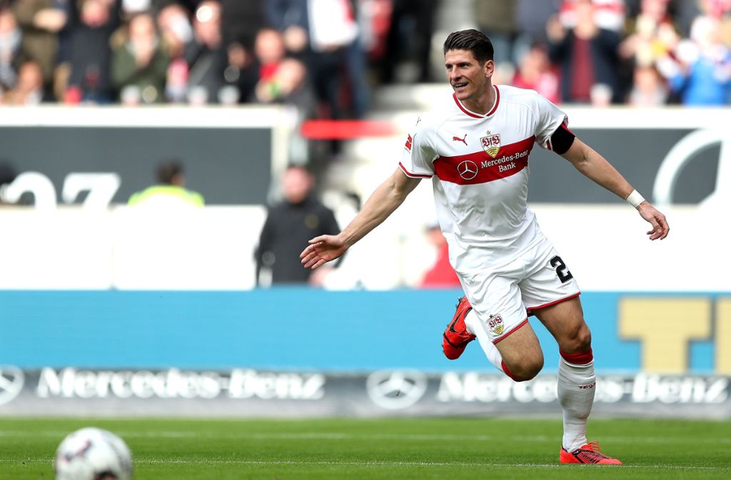 2018/2019: Erneut ist Gomez bester VfB-Torschütze (sieben Tore), erneut steigt der VfB jedoch ab in Liga 2. Der Torschützenkönig heißt erneut Robert Lewandowski (22 Tore).