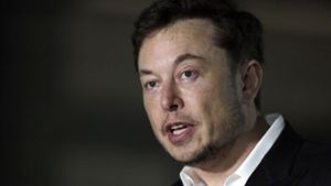 Tesla-Chef Elon Musk ist von den Corona-Beschränkungen in Kalifornien ziemlich genervt. Foto: dpa/Kiichiro Sato