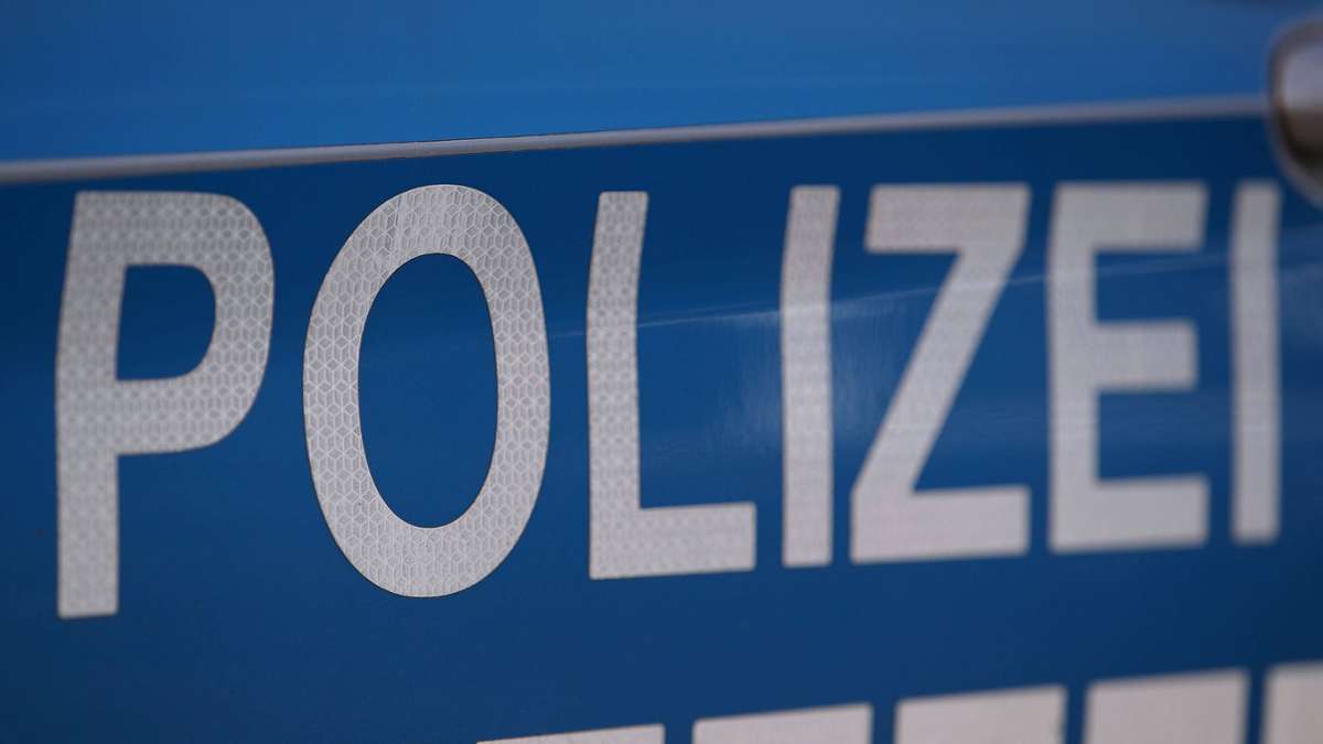 Stuttgart-Mitte: Unbekannte schlagen 37-Jährigen bewusstlos und rauben ihn aus