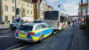 Weil er unter anderem einen Busfahrer in Esslingen verprügelt hat, steht ein Mann vor Gericht. Foto: SDMG//Kohls