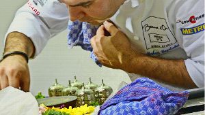 Als einer von sechs hat es Serkan Güzelcoban beim Kochwettbewerb Bocuse d’Or im April auf der Messe Stuttgart bis ins Finale geschafft. Foto: Tanja Kurz