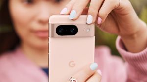 Pixel 8 (Pro): So schlägt sich Googles neues Smartphone im Alltag