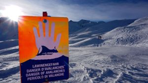 Polizei  warnt Skifahrer vor besonderer Lawinengefahr