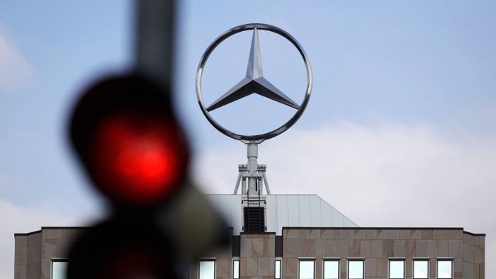 Daimler weitet Kurzarbeit wieder deutlich aus
