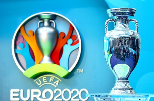 Die Europameisterschaft findet 2021 statt, wird aber weiterhin UEFA Euro 2020 genannt vom Verband. Foto: dpa/Facundo Arrizabalaga