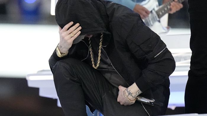 Eminem geht auf die Knie – Rap-Stars setzen Zeichen gegen Rassismus