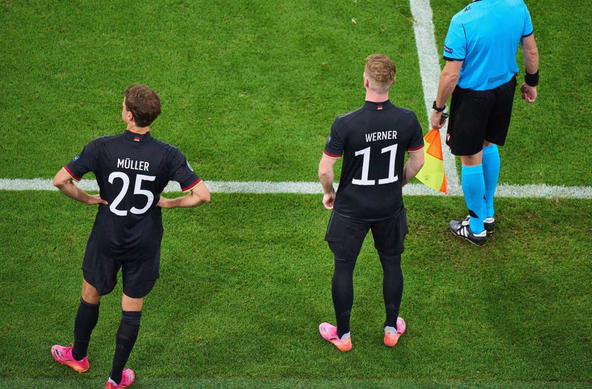 Thomas Müller (links) wird gegen England wohl wieder in der Startelf stehen.