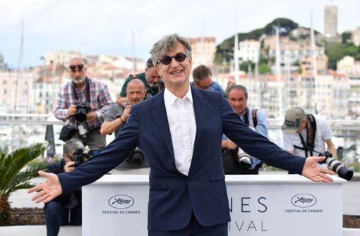 Zurück auf der großen Bühne: Wim Wenders ist nach Cannes gekommen, um  seinen Film über Papst Franziskus vorzustellen. Foto: AFP