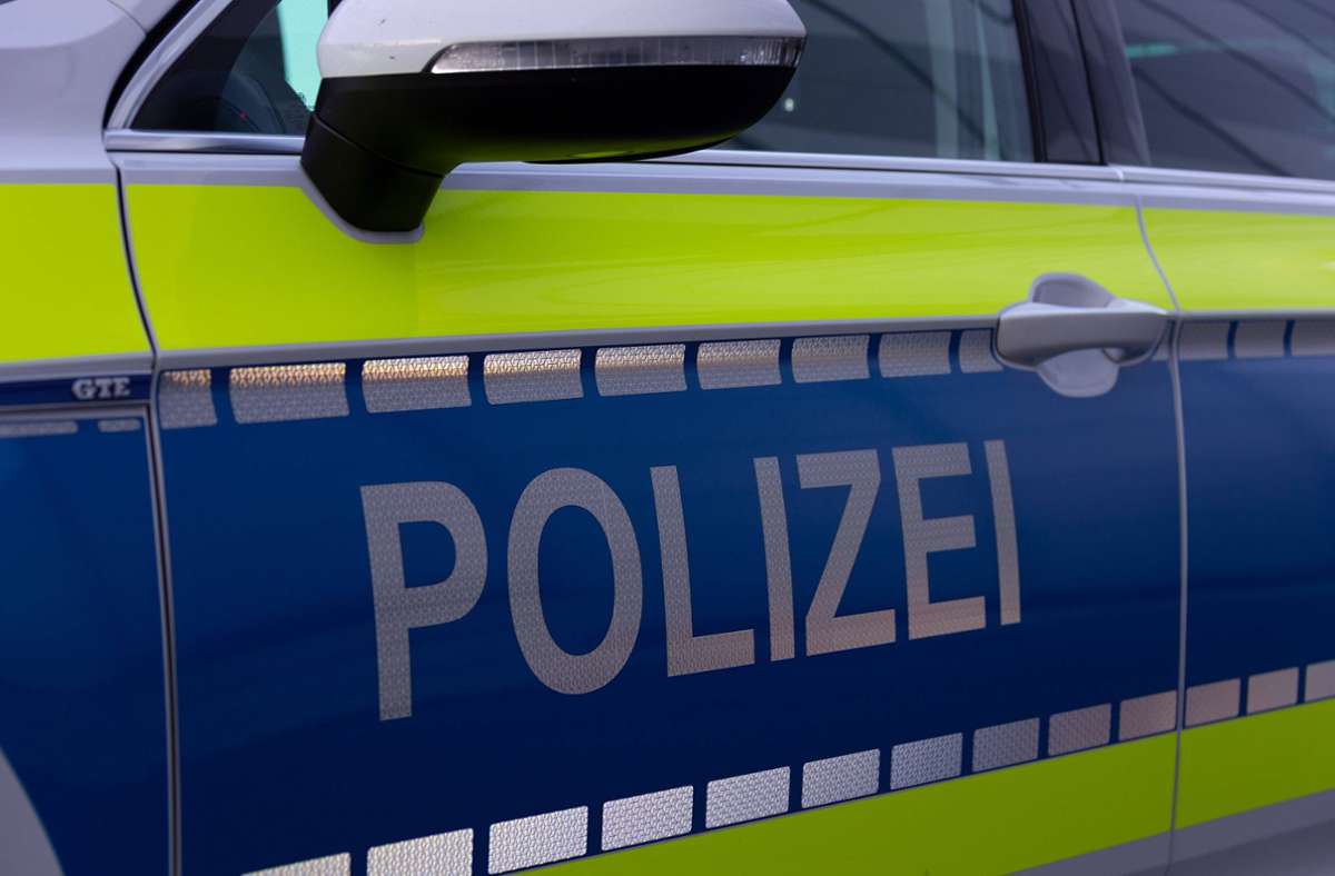 Die Polizei traf die beiden Männer in der Stuttgarter Innenstadt an. (Symbolbild) Foto: imago images/Fotostand/Fotostand / Gelhot via www.imago-images.de