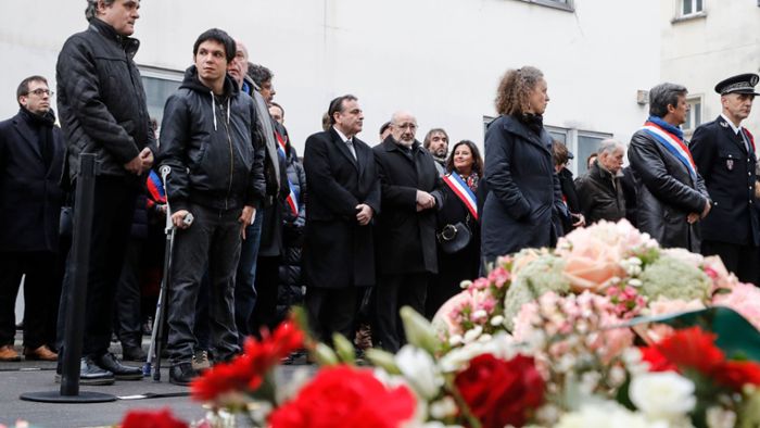Gedenken an Opfer –  „Charlie Hebdo“-Leiter warnt vor Zensur