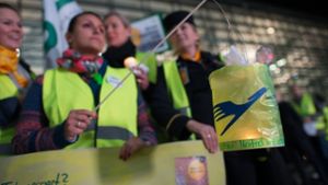 Flugbegleiter setzen Streik trotz Angebots fort