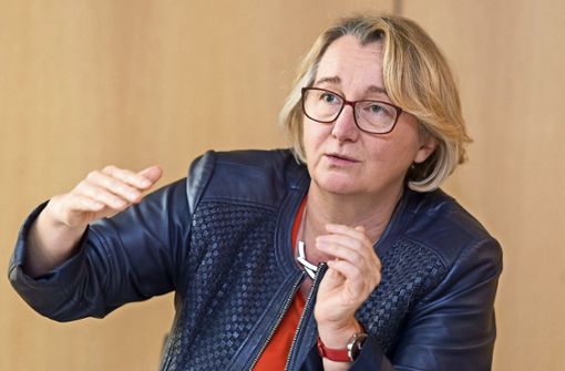 Aus der Zulagenaffäre an baden-württembergischen Hochschulen zieht Ministerin Theresia Bauer (Grüne) nun Konsequenzen. Foto: dpa