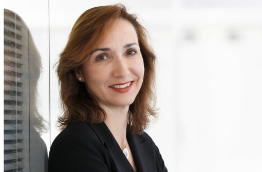 Die bisherige Leiterin der Rechtsabteilung, Renata Jungo Brüngger, übernimmt zum 1. Januar 2016 die Verantwortung für das Ressort Integrität und Recht bei Daimler. Foto: Daimler