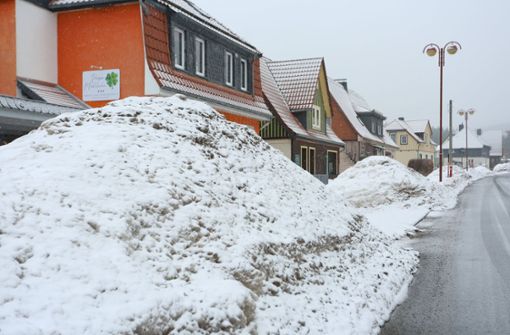 Schneeberge in Sachsen-Anhalt: Starker Schneefall ist für Norddeutschland erwartet. Foto: dpa/Matthias Bein