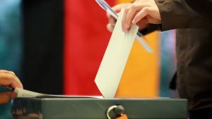 Heute wird es ernst: Bei der Bundestagswahl entscheiden die Wähler über die künftige Regierung in Berlin. Wie schneiden die Parteien in Baden-Württemberg bei der Wahl ab? Foto: dpa