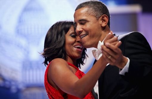 Ein Tänzchen zur Vereidigung: US-Präsident Barack Obama und seine Frau Michelle Foto: dpa